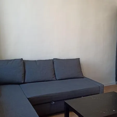Neuf Climatise Centre #7 *